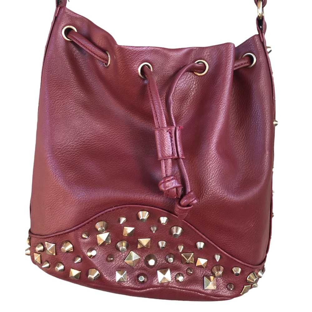 • Nasty Gal • Maroon Leather Boho Bucket Bag w/ Gold Studs ♡︎